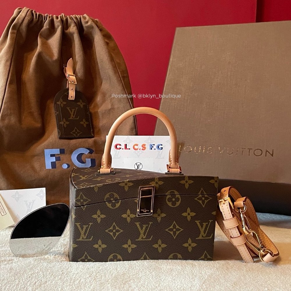 ❌SOLD❌ New LOUIS VUITTON x FRANK GEHRY Twist Box Bag - Picture 2 of 16